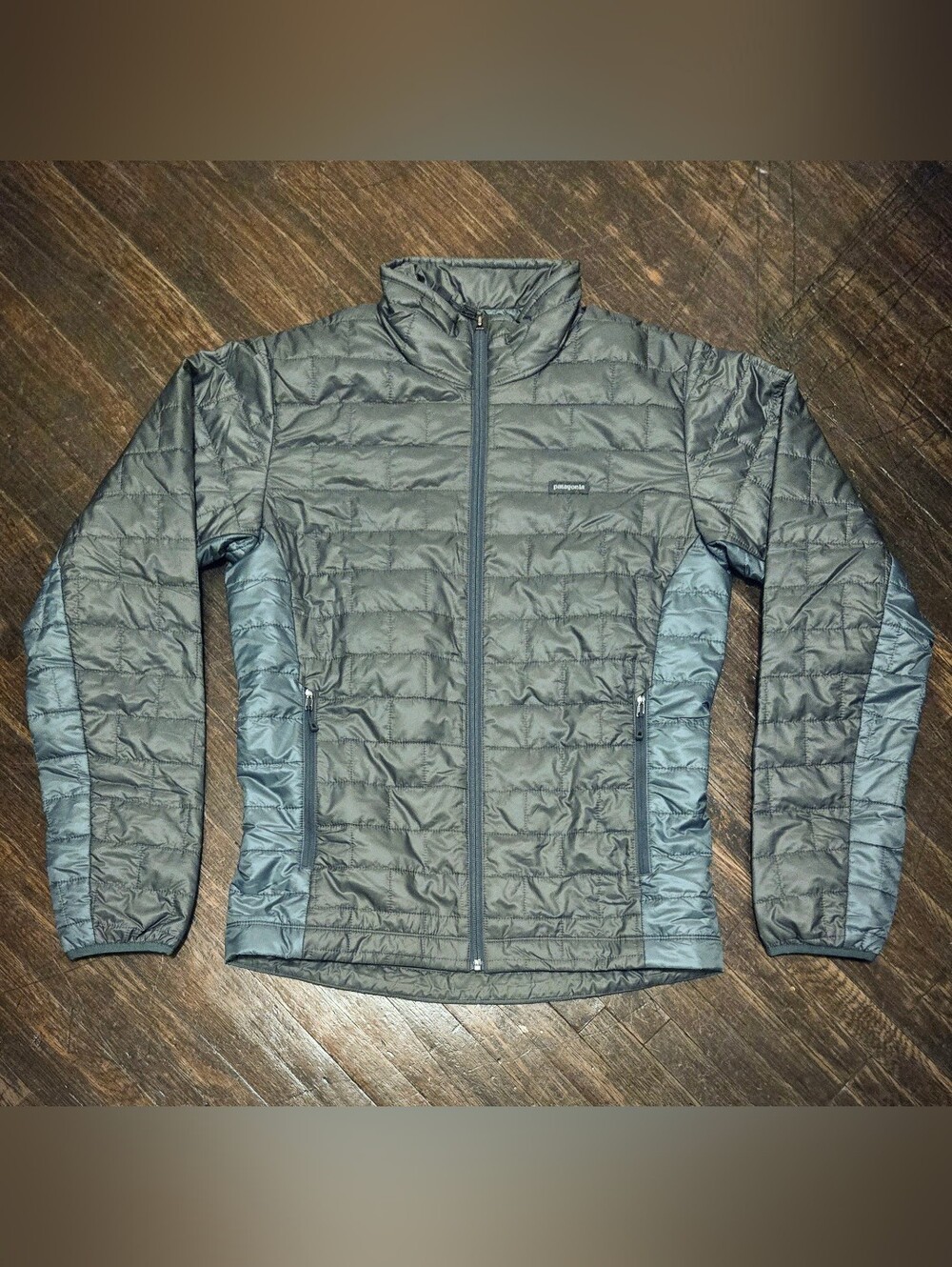 NEW Patagonia Men's Small Nano Puff Insulated Jacket - Gray/Blue, Primaloft